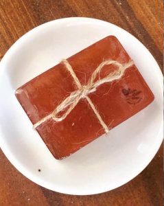 پایه صابون گلیسیرینه نیمه شفاف